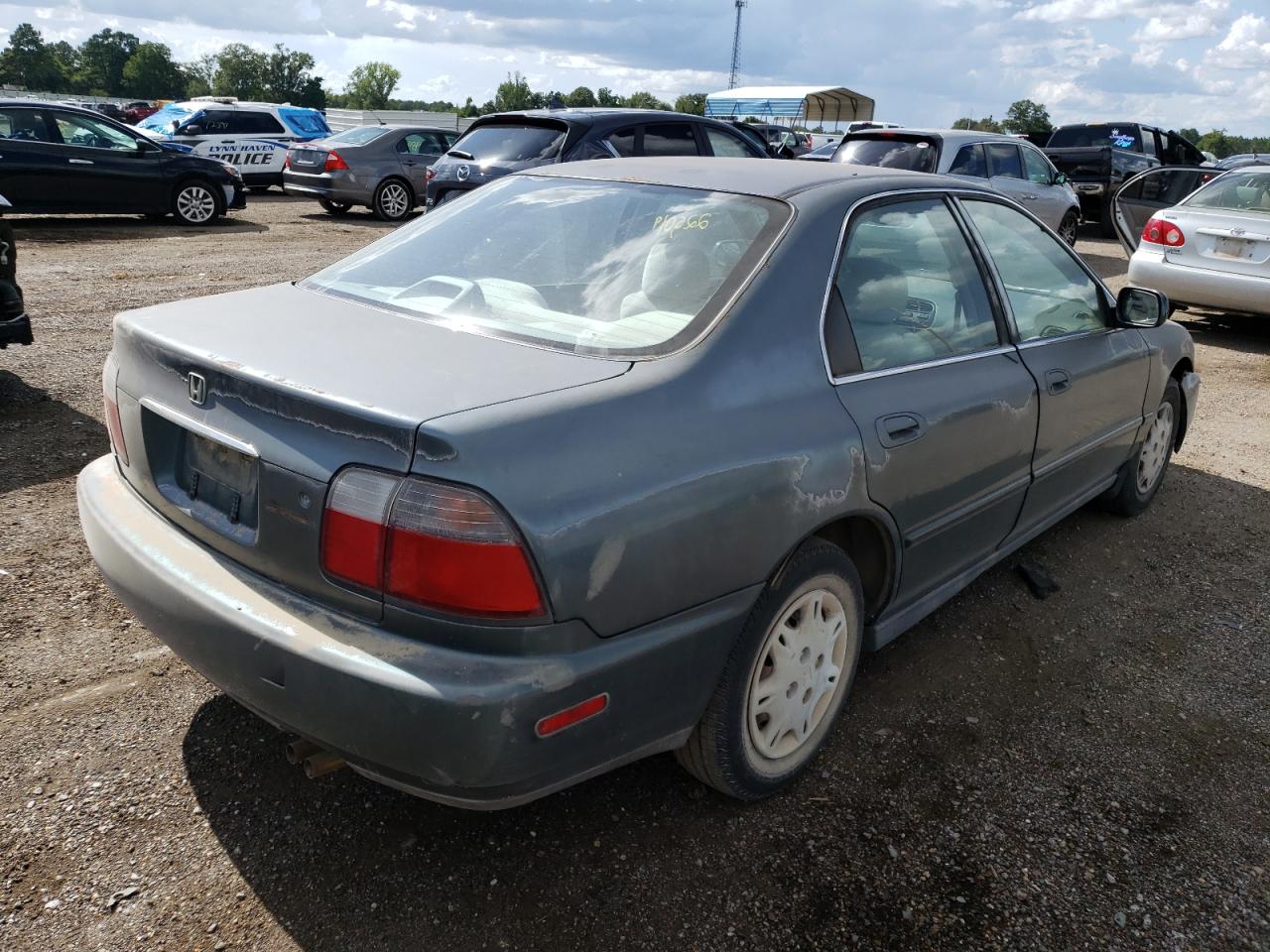 1HGCD5696TA****** Salvage and Wrecked 1996 Honda Accord in Alabama State