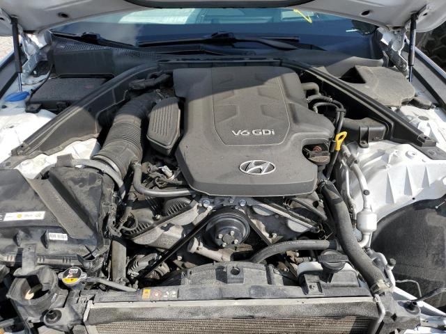 Седани HYUNDAI GENESIS 2015 Білий