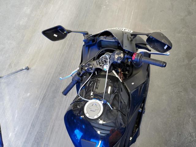 2021 YAMAHA YZFR3 A MH3RH18Y7MK005935