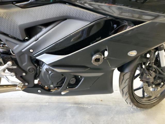 2021 YAMAHA YZFR3 A MH3RH18Y7MK005935