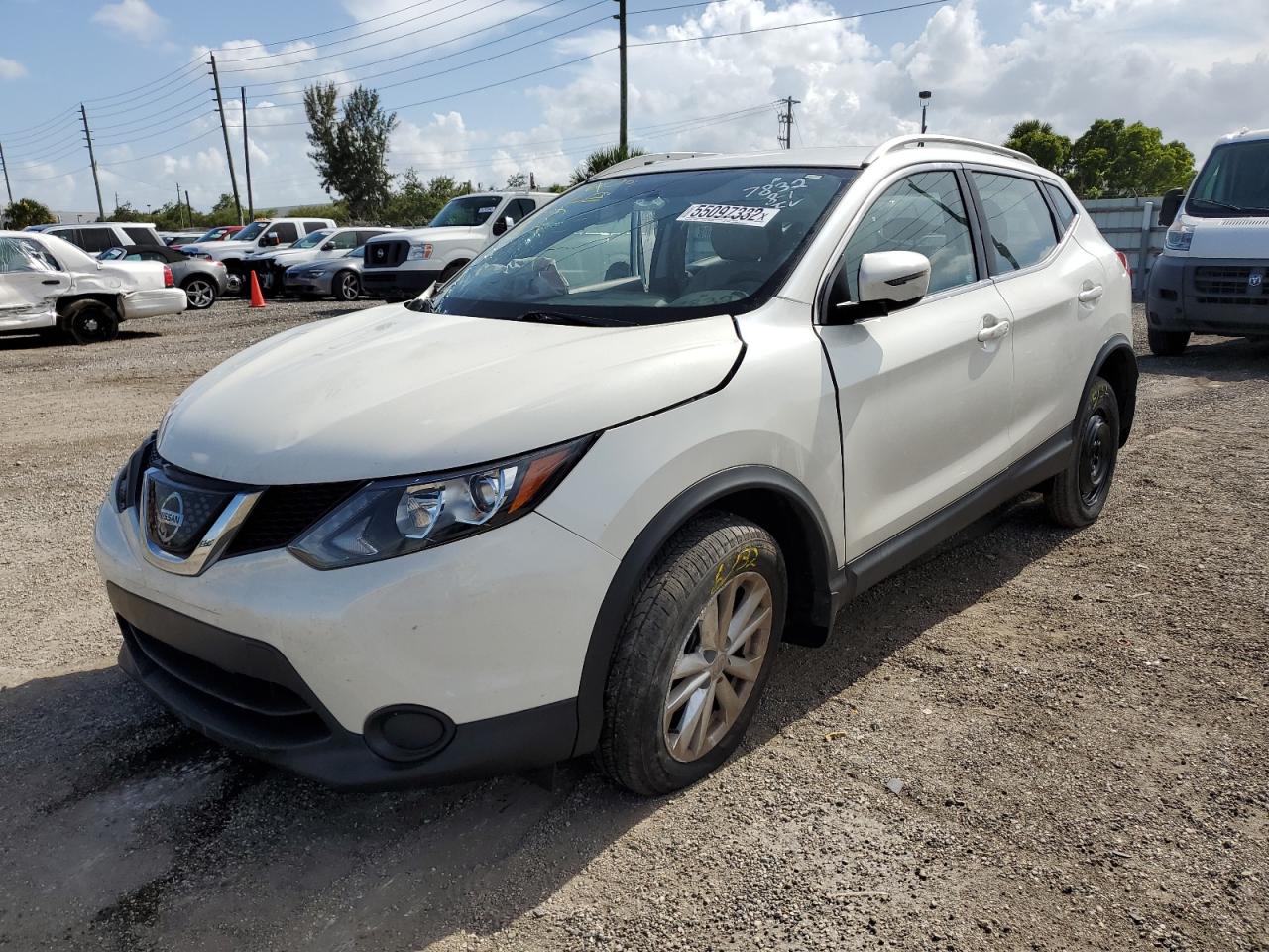 JN1BJ1CP4JW187832 NISSAN ROGUE 2018