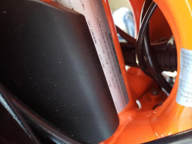 2021 KTM 890 DUKE R VBKTU9402MM811053