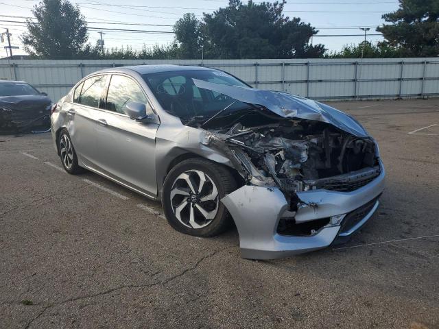 Salvage cars for sale from Copart Moraine, OH: 2017 Honda Accord EXL