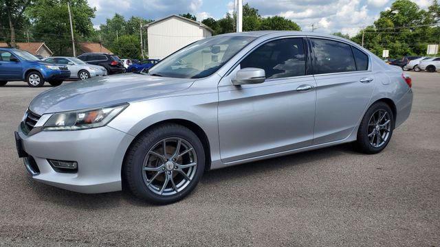 Седани HONDA ACCORD 2013 silve