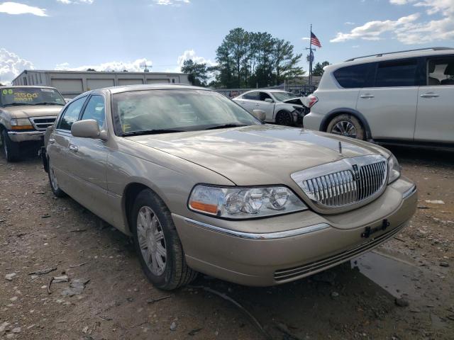 2006 Lincoln Town Car Signature Limited