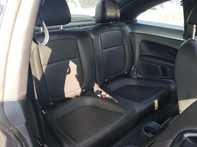 2019 VOLKSWAGEN BEETLE SE 3VWJD7AT8KM720184
