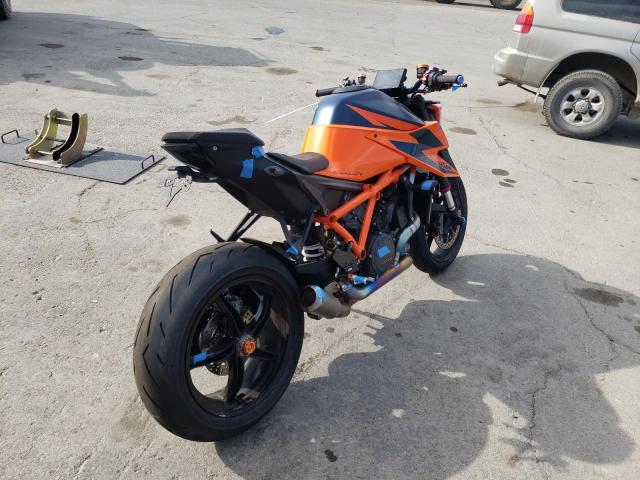 2021 KTM 1290 SUPER - VBKV39405MM934633