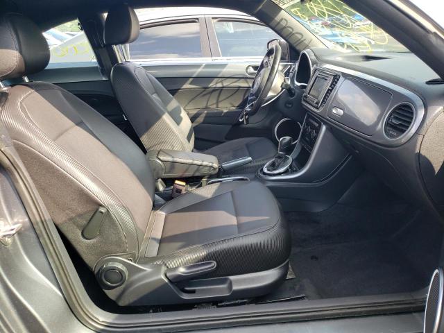 2019 VOLKSWAGEN BEETLE SE 3VWJD7AT8KM720184