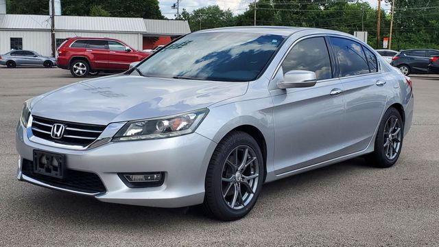 Седани HONDA ACCORD 2013 silve