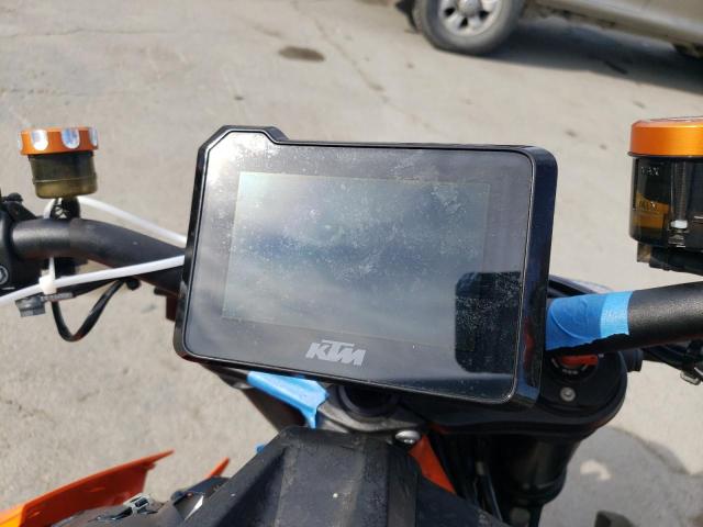 2021 KTM 1290 SUPER - VBKV39405MM934633