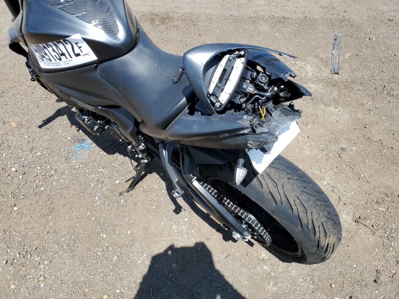 VIN JS1GT7AB0J2101022 2018 SUZUKI GSXS1000 no.9