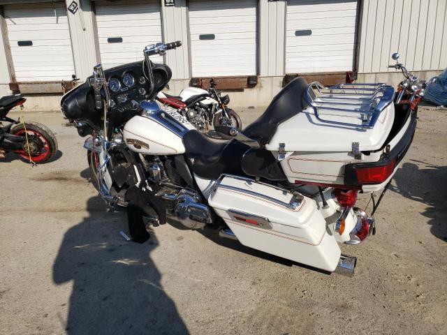 2011 HARLEY-DAVIDSON FLHTCU SHR 1HD1FL415BB679065