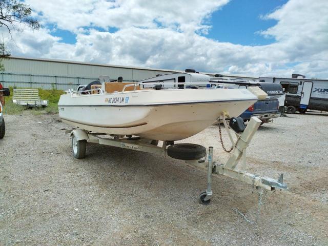 Salvage boats for sale at Davison, MI auction: 1988 Four Winds Candia 170