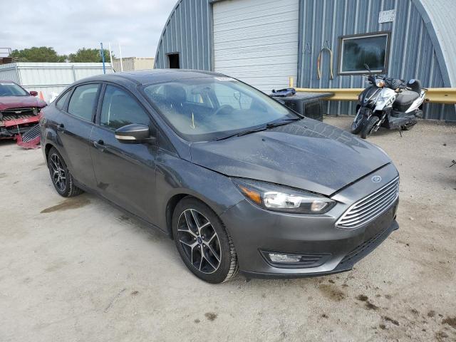 Salvage cars for sale from Copart Wichita, KS: 2017 Ford Focus SEL