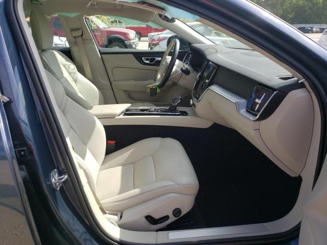 2020 VOLVO V60 T5 MOM YV1102EK0L2391776