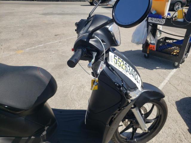 2022 PIAGGIO SCOOTER ZAPM898GXN7002996