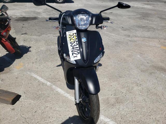 2022 PIAGGIO SCOOTER ZAPM898GXN7002996