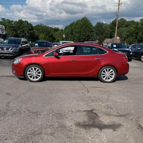 Седани BUICK VERANO 2017 Червоний