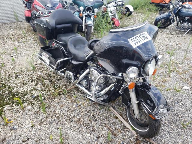 Salvage cars for sale from Copart Cicero, IN: 2004 Harley-Davidson Flhtci