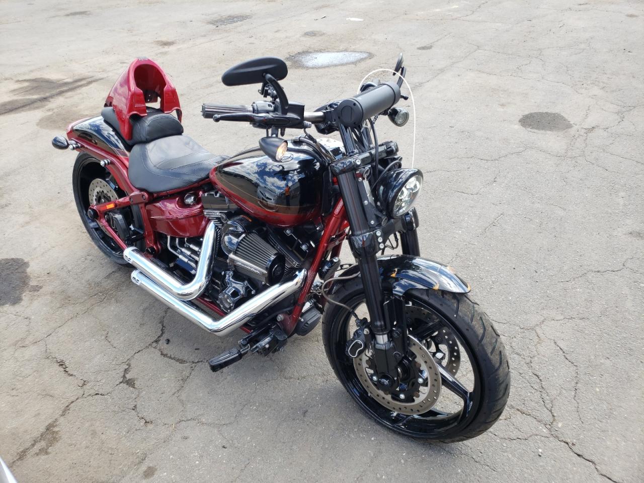 1HD1TG914HB955107 HARLEY-DAVIDSON FXSE 2017