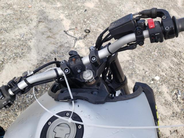 2017 YAMAHA FZ09 JYARN53E6HA002558