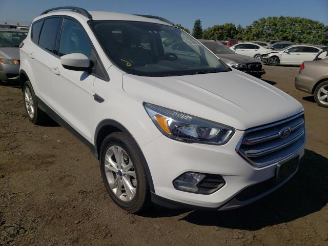 Salvage cars for sale from Copart Bakersfield, CA: 2018 Ford Escape