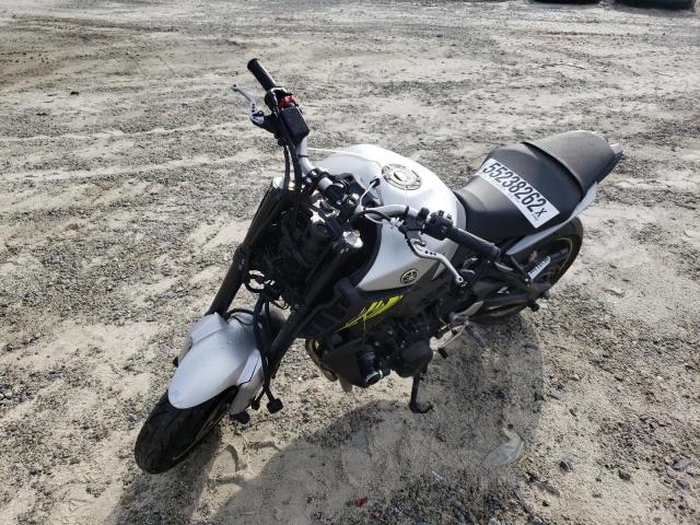2017 YAMAHA FZ09 JYARN53E6HA002558