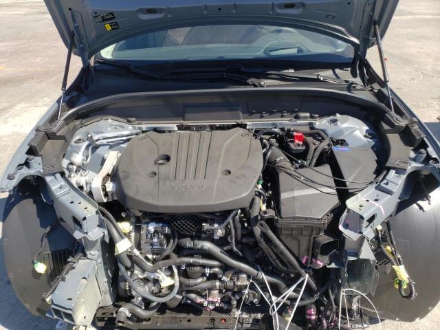 2022 VOLVO XC60 B5 IN YV4L12DL5N1940349