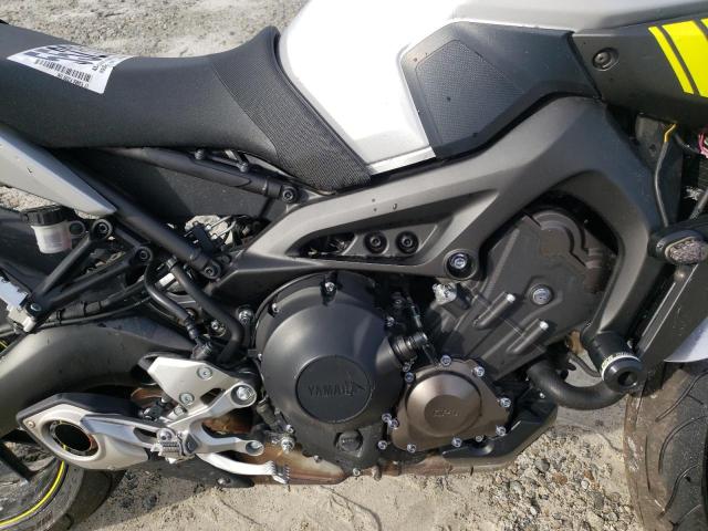 2017 YAMAHA FZ09 JYARN53E6HA002558
