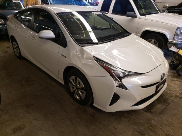 Salvage cars for sale from Copart Wheeling, IL: 2016 Toyota Prius