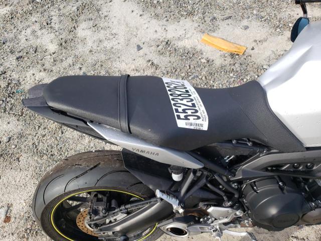 2017 YAMAHA FZ09 JYARN53E6HA002558