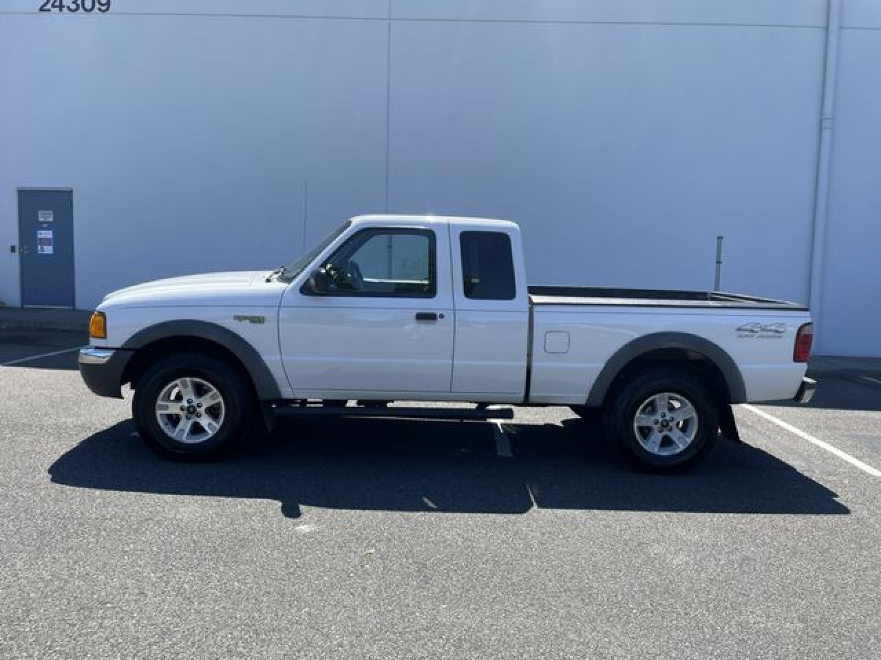 2002 Ford Ranger Super Cab VIN: 1FTZR45EX2PB11853 Lot: 55848652