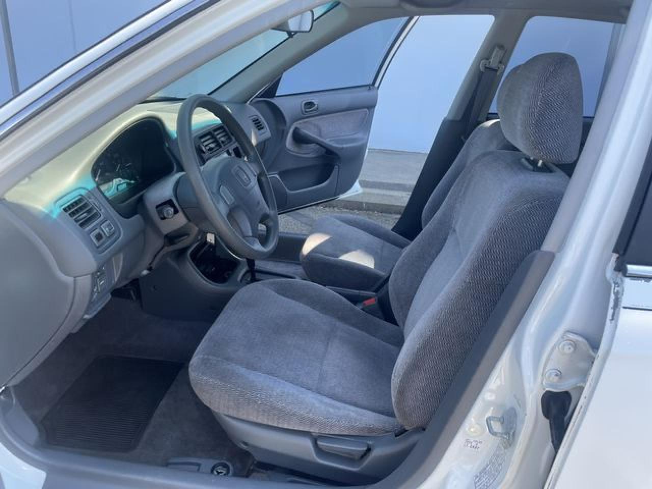 1998 Honda Civic Ex VIN: 2HGEJ8640WH607100 Lot: 55849252