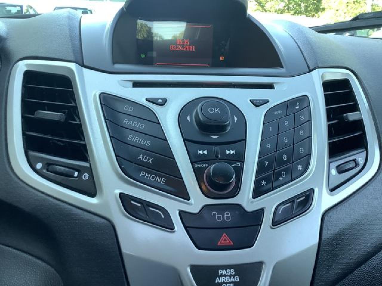 2011 Ford Fiesta Ses VIN: 3FADP4FJ8BM124821 Lot: 55793612