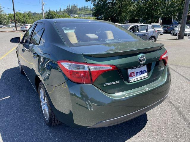 Седаны TOYOTA COROLLA 2014 Зеленый