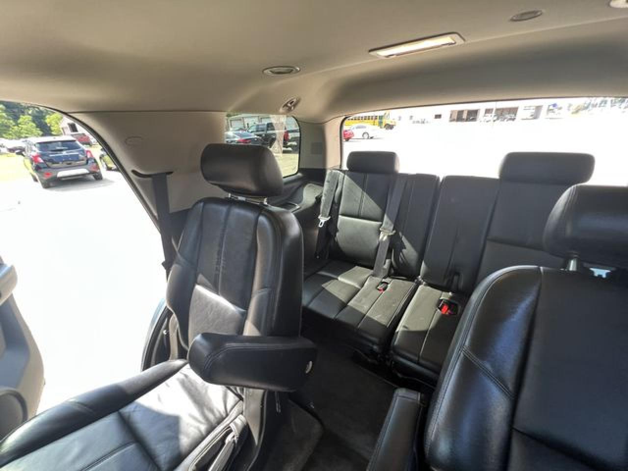 2010 Chevrolet Tahoe C1500 Lt VIN: 1GNMCBE39AR219406 Lot: 55766472