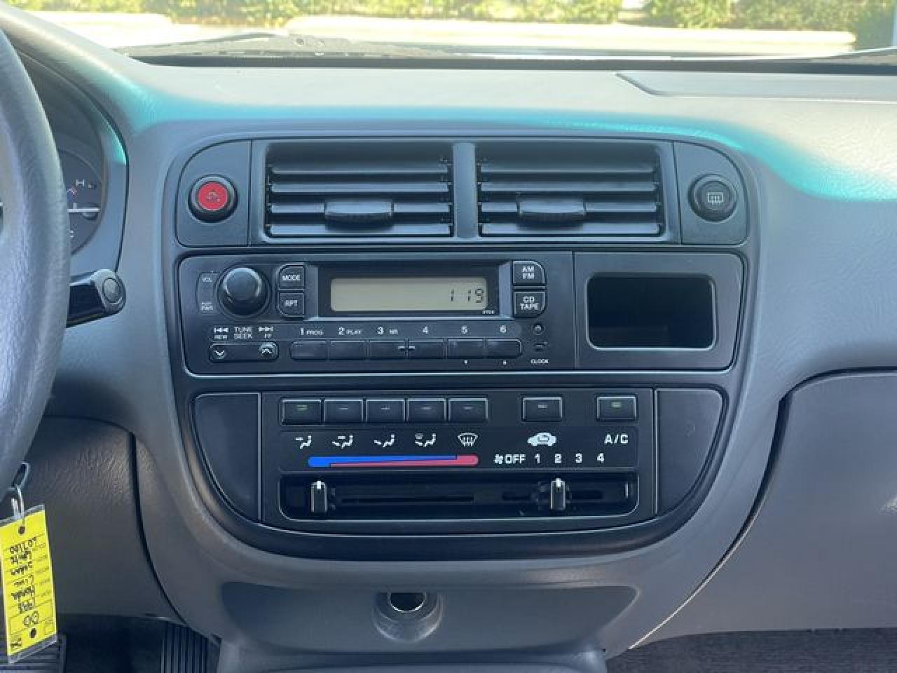 1998 Honda Civic Ex VIN: 2HGEJ8640WH607100 Lot: 55849252