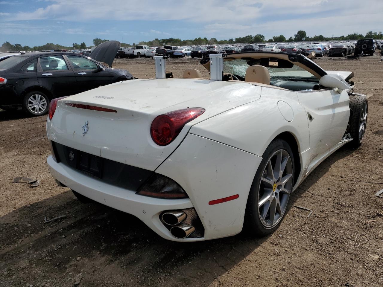 2014 Ferrari California VIN: ZFF65TJA4E0197655 Lot: 55427062