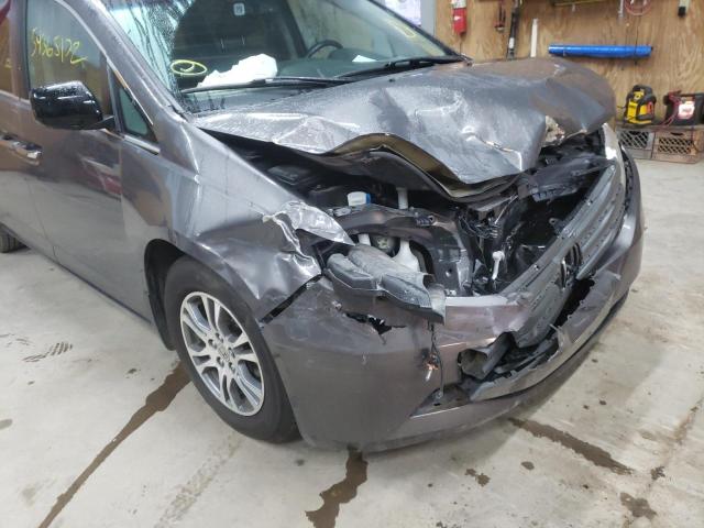 VIN 5FNRL5H69DB028018 2013 HONDA ODYSSEY no.9