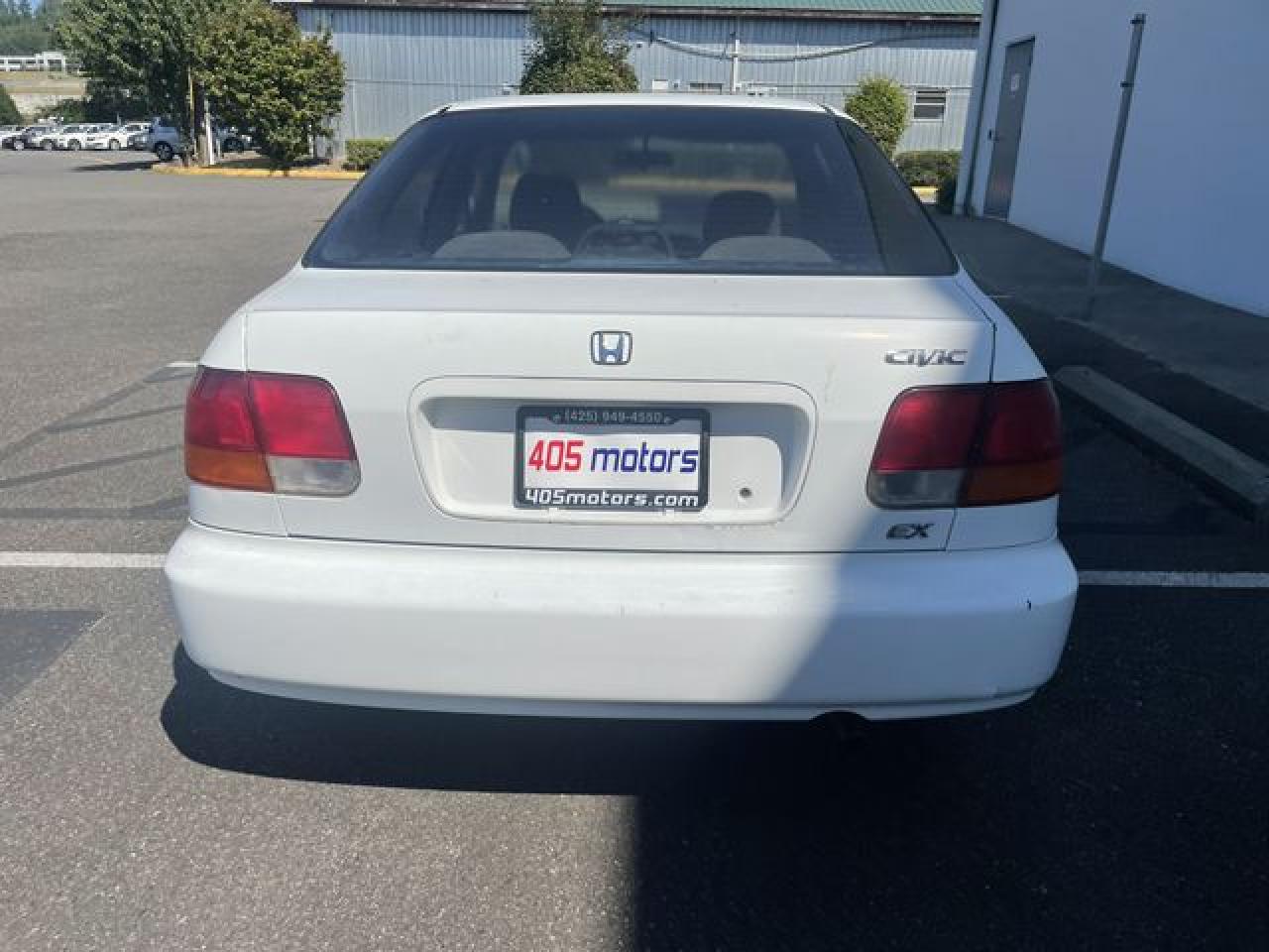 1998 Honda Civic Ex VIN: 2HGEJ8640WH607100 Lot: 55849252