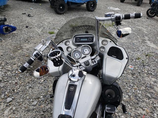 2009 HARLEY-DAVIDSON FLTRSE3 1HD1PV8189Y958195
