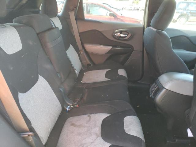 1C4PJLCB6EW288668 Jeep Cherokee Latitude
