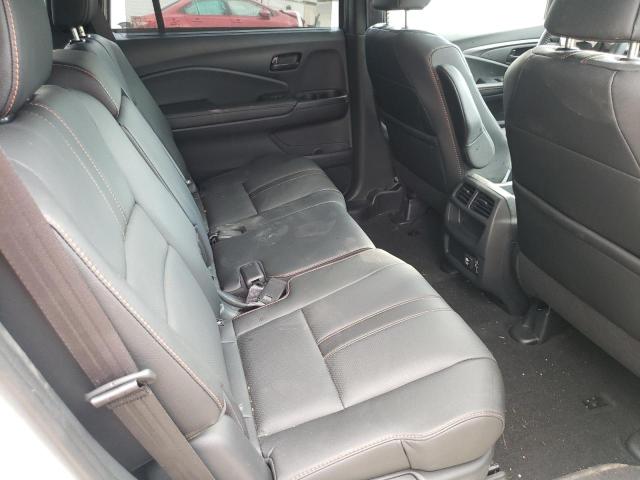 2022 HONDA PASSPORT T 5FNYF8H60NB011842