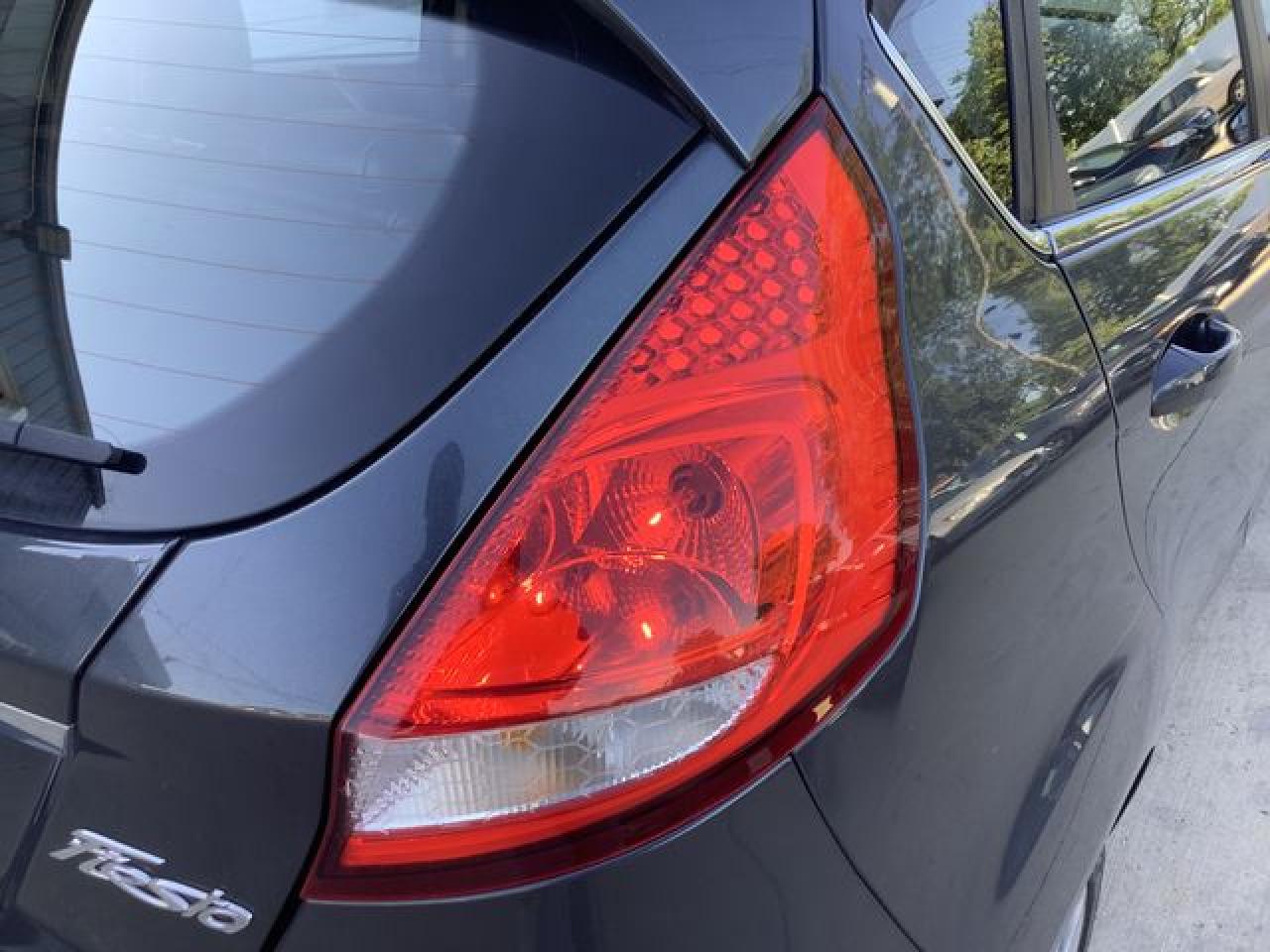 2011 Ford Fiesta Ses VIN: 3FADP4FJ8BM124821 Lot: 55793612