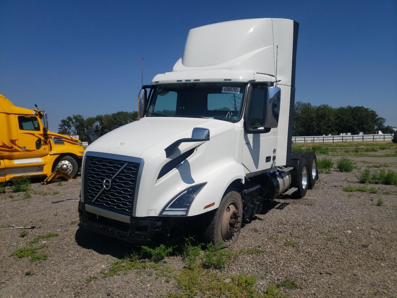 2020 Volvo VN VNL for sale at Copart Dyer, IN Lot #42865 ...