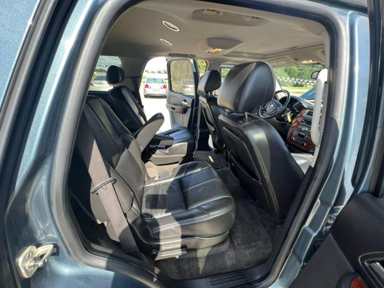 2010 Chevrolet Tahoe C1500 Lt VIN: 1GNMCBE39AR219406 Lot: 55766472