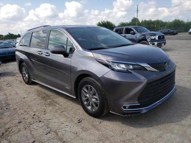 2021 Toyota Sienna XLE for sale in Indianapolis, IN