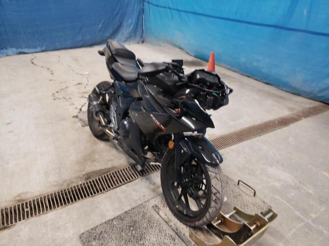 Salvage motorcycles for sale at Northfield, OH auction: 2018 Suzuki GSX250R
