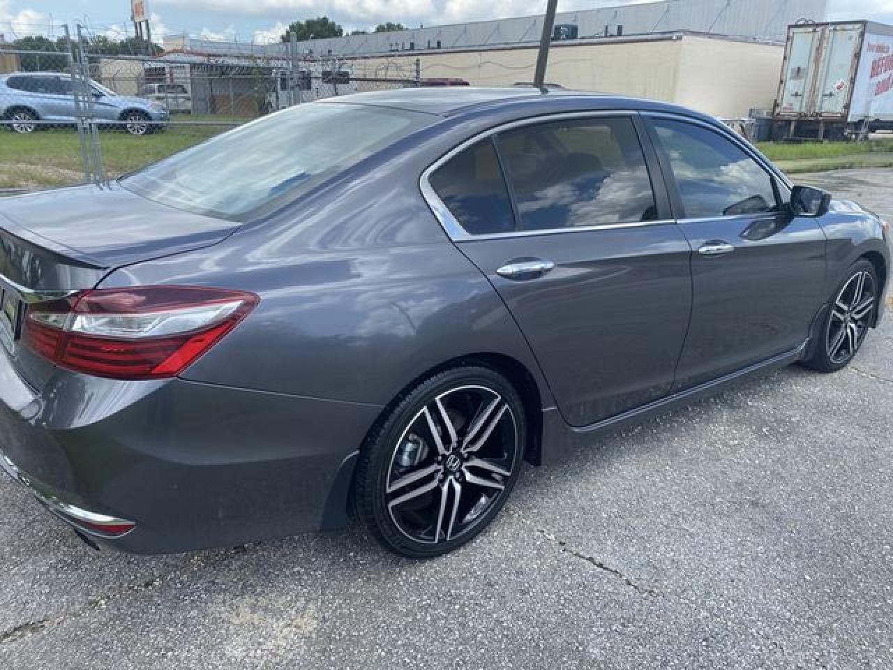 2016 Honda Accord Sport VIN: 1HGCR2F5XGA058494 Lot: 55948972