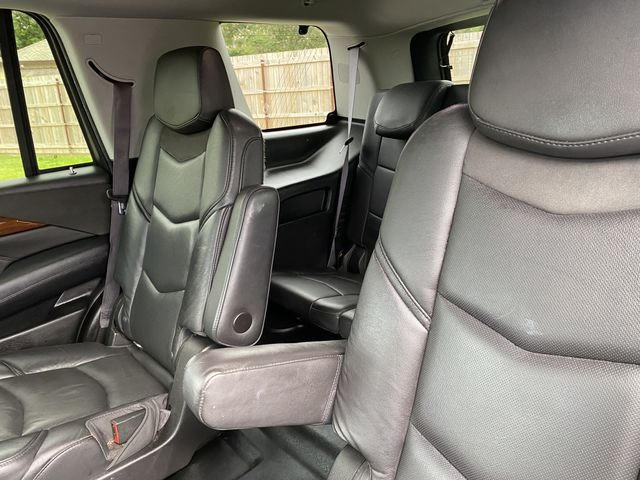 1GYS3CKJ9GR439446 2016 Cadillac Escalade Premium